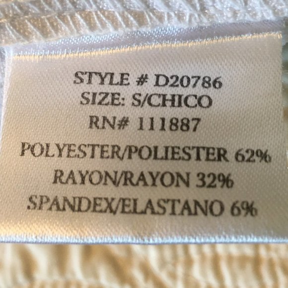 DAZZ White Single Pleat Cuffed Shorts - Picture 10 of 10